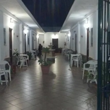 El Canario بيت ضيافة كونيل ذي لا فرونتيرا